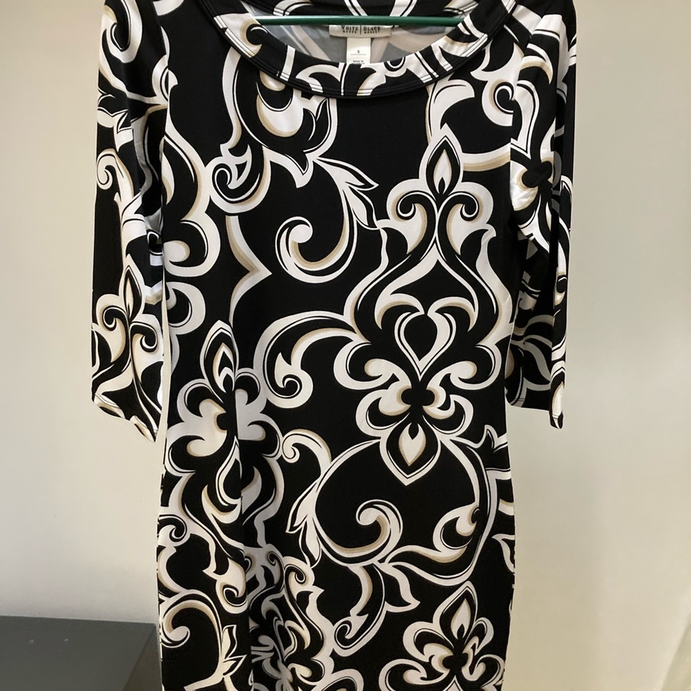 WhiteHouse Black Market Dress